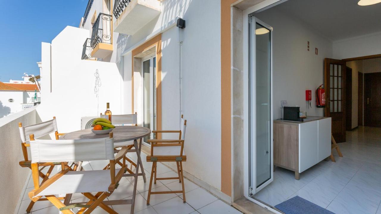 Bright 1Bdr Apartment W/Balcony By Lovelystay ヴィラ・レアル・デ・サント・アントニオ エクステリア 写真